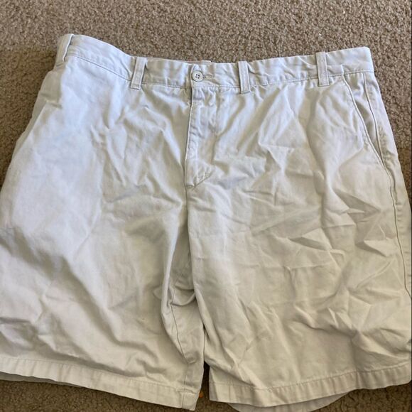 Mens Eddie Bauer Khaki Shorts - Picture 1 of 2
